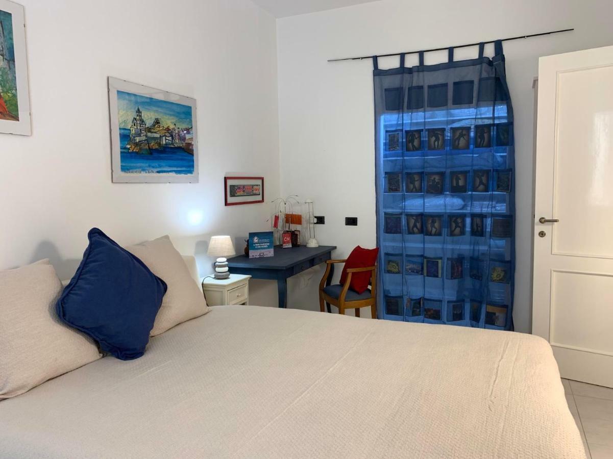 House Sarzano By Holiday World Genoa Bagian luar foto