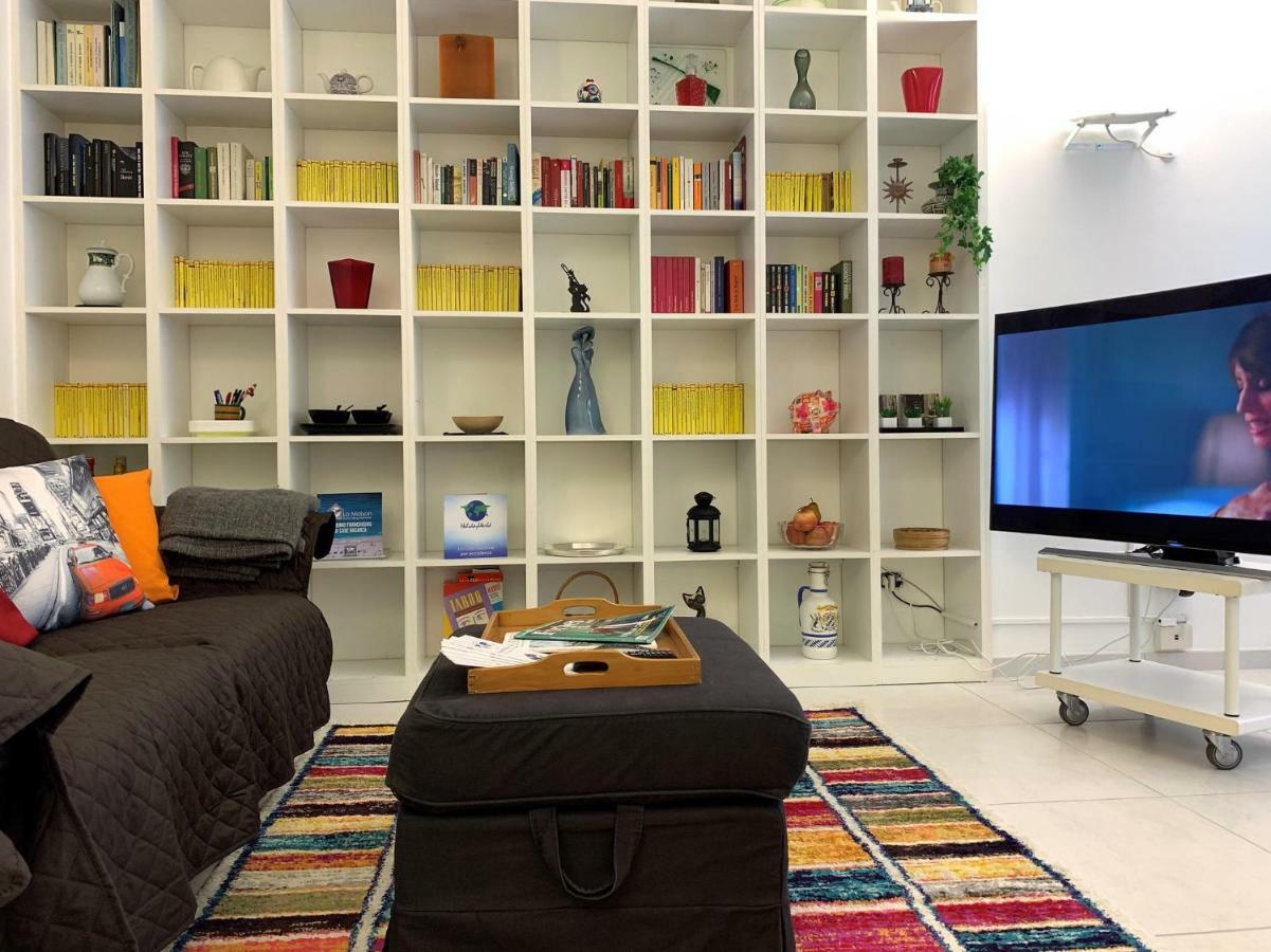 House Sarzano By Holiday World Genoa Bagian luar foto