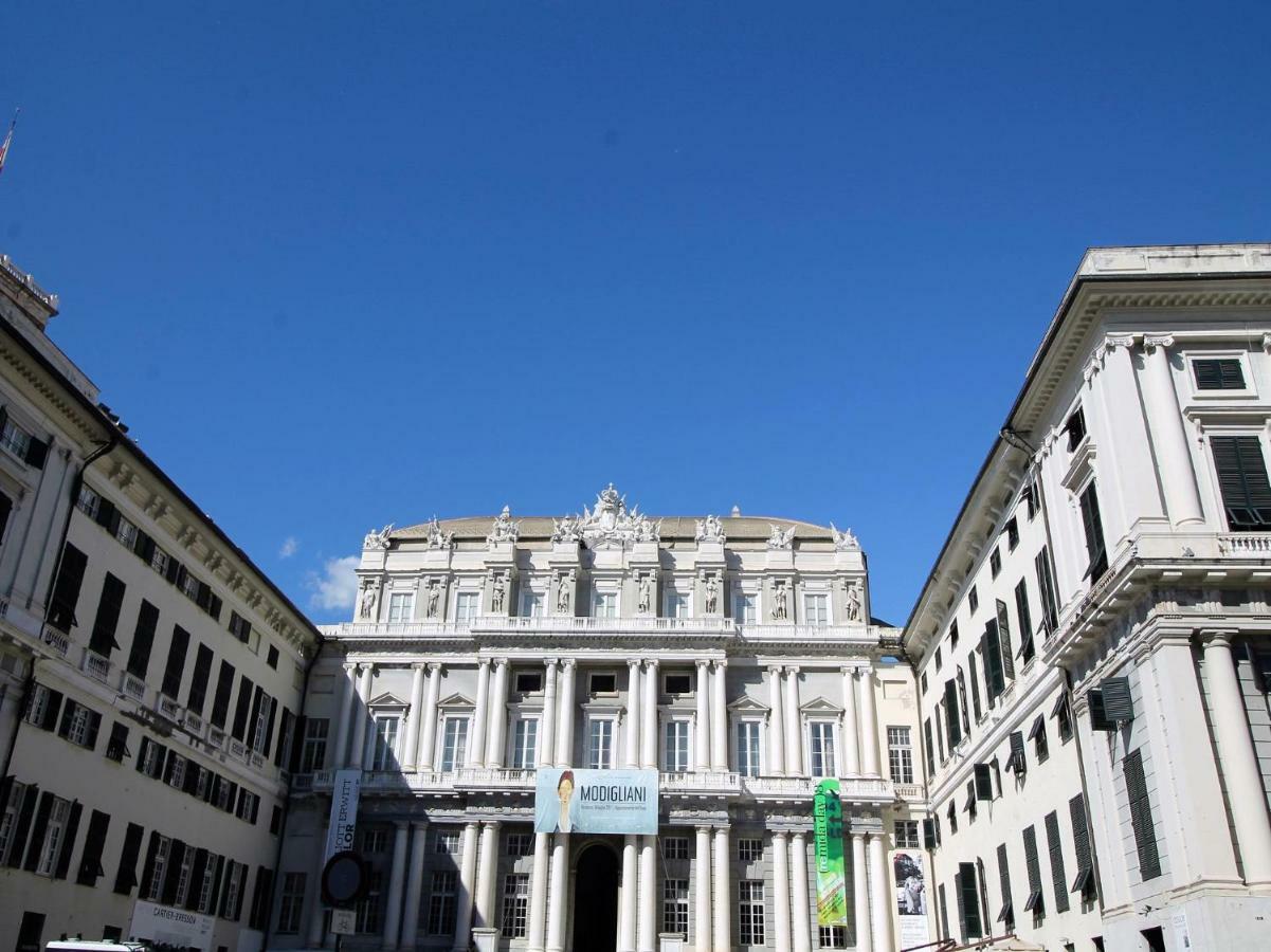 House Sarzano By Holiday World Genoa Bagian luar foto