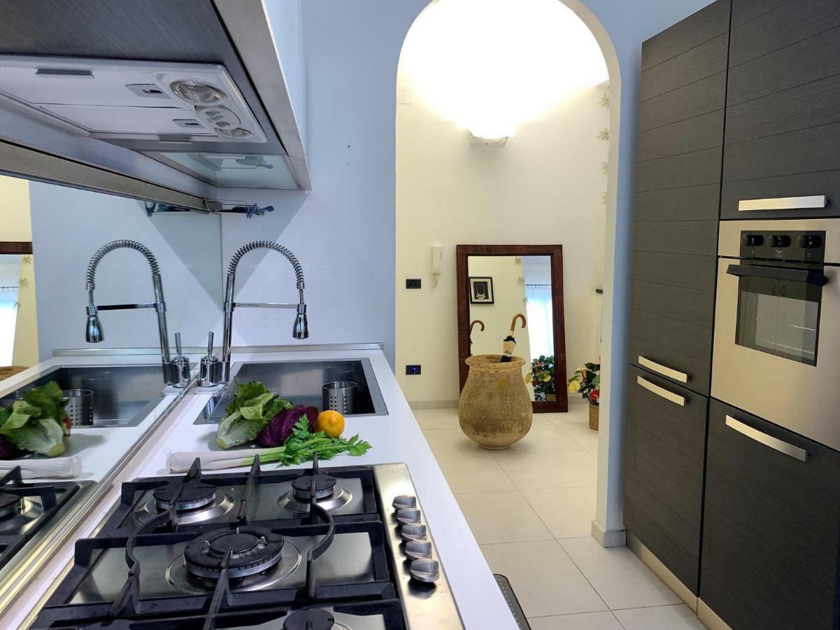 House Sarzano By Holiday World Genoa Bagian luar foto